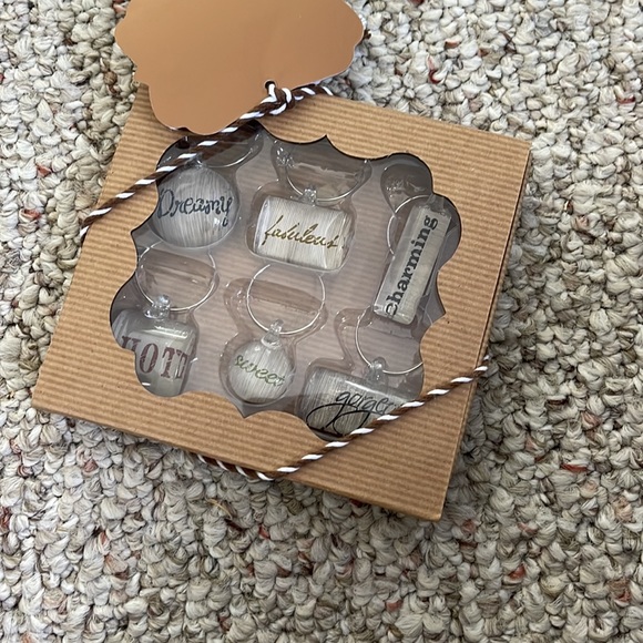 Beer & Wine Gift Set - NWOT - Picture 8 of 9